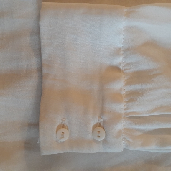 ZARA Trafaluc Long-Sleeve Ivory Blouse - Size M - Picture 6 of 6